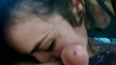 روسی slut مقعد میں doggystyle fucked اور اس کے چہرے کے ساتھ گڑبڑ.