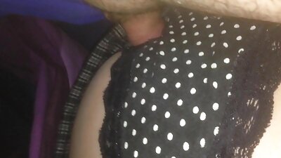 لڑکی کو جگانے کے لیے، آپ کو بلی کو چاٹنا اور کتیا کو چودنا ہوگا۔