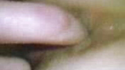 ایک نیلے dildo کے ساتھ سونے کے کمرے میں تنگ گدا cums کے ساتھ روسی لڑکی.